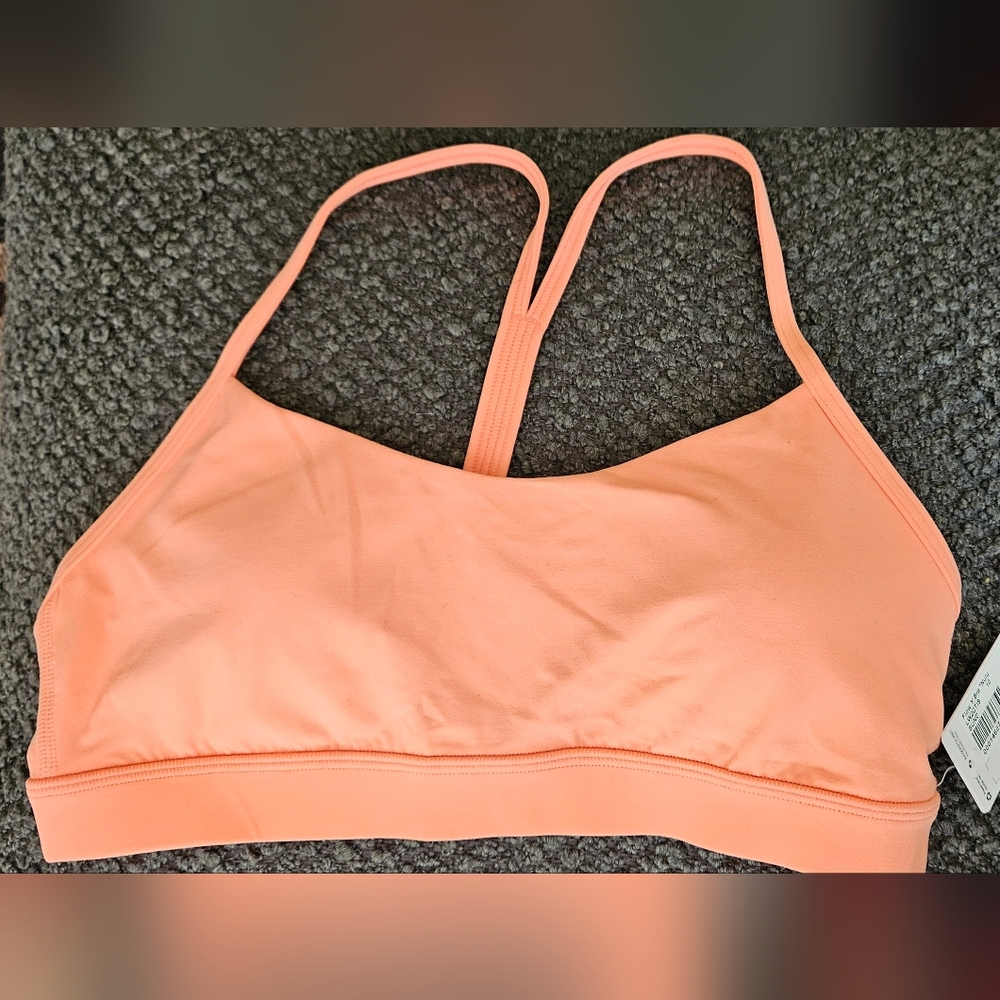 BNWT LULUEMON SPORTS BRA